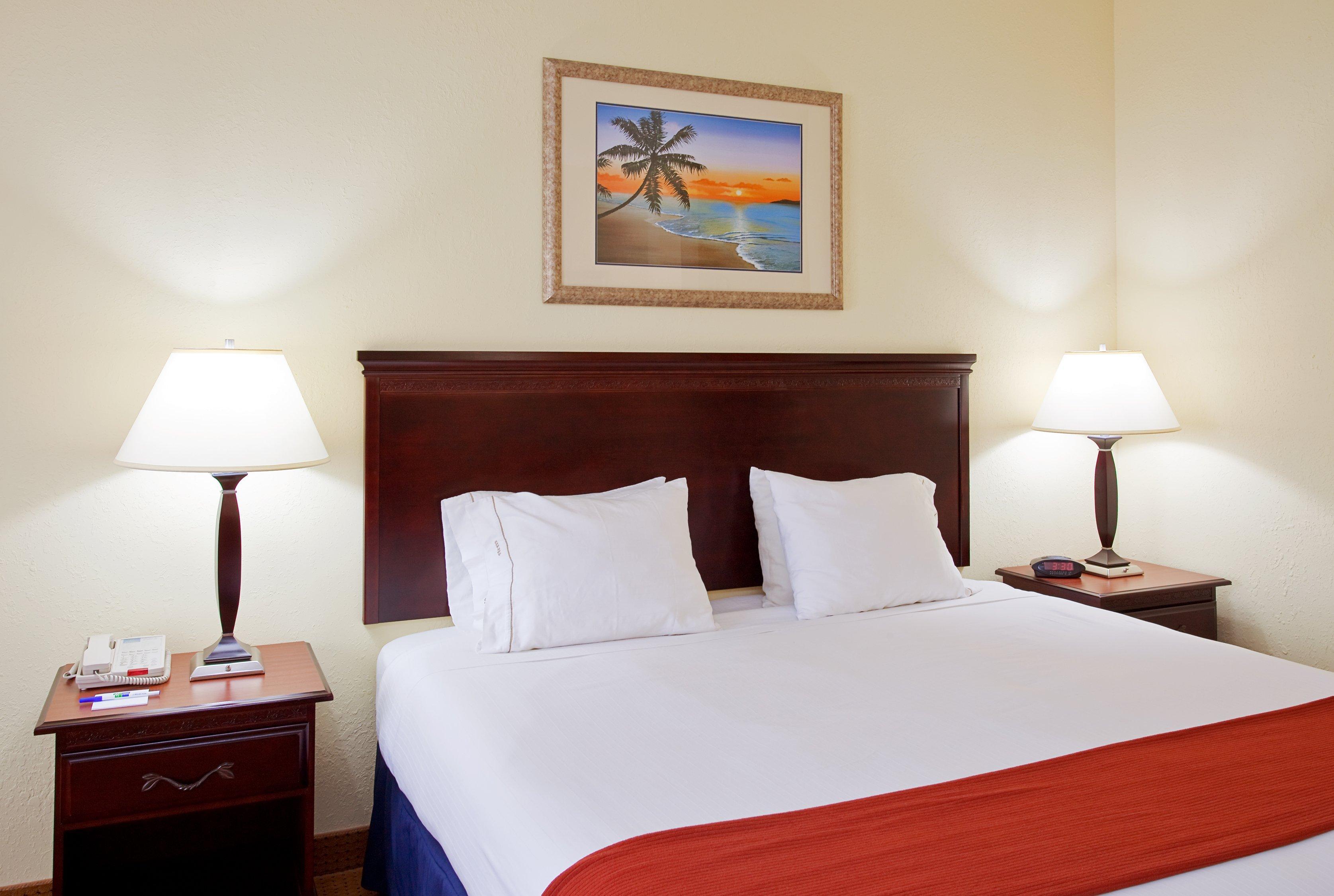 Holiday Inn Express Hotel & Suites Panama City-Tyndall Exterior foto