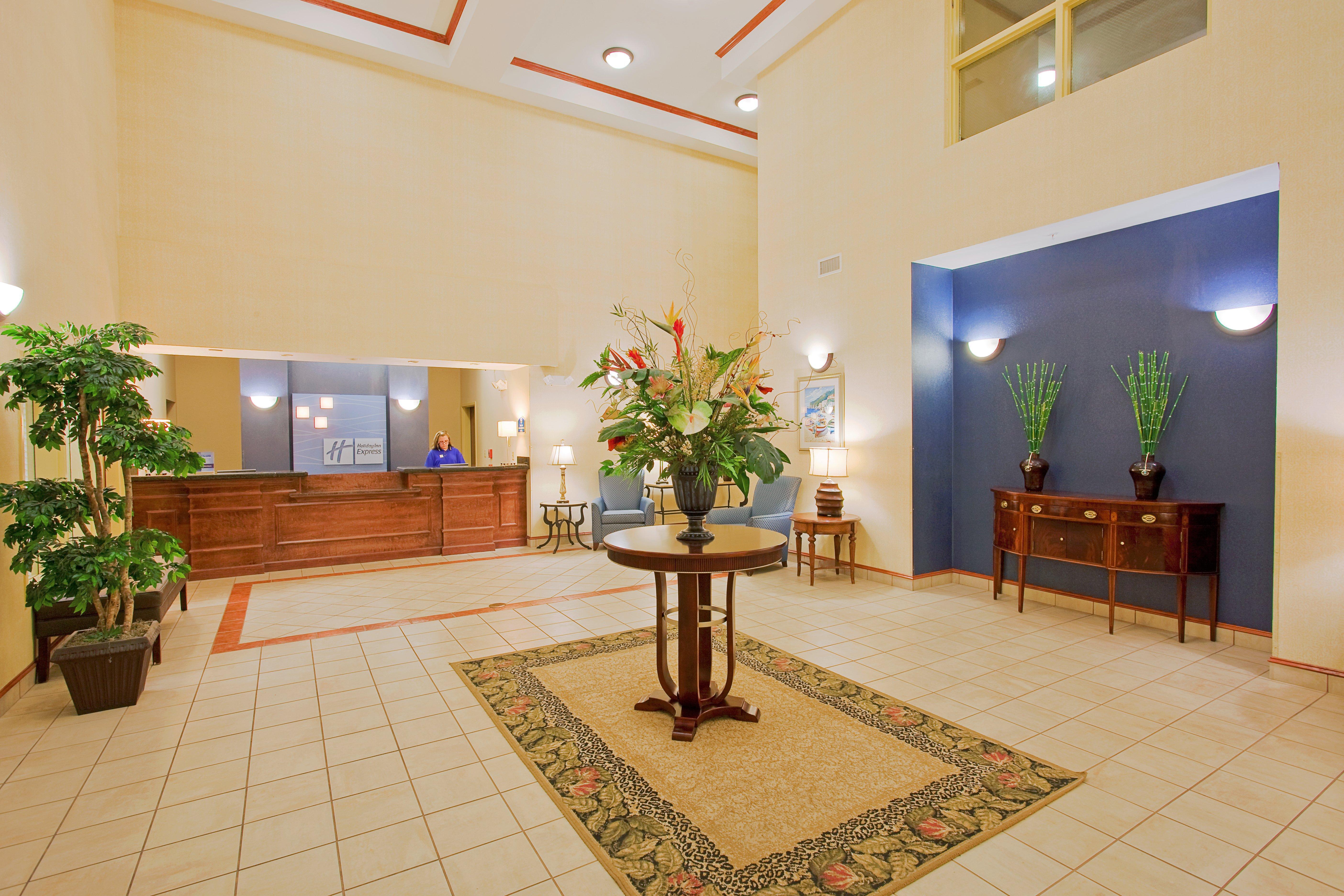 Holiday Inn Express Hotel & Suites Panama City-Tyndall Exterior foto